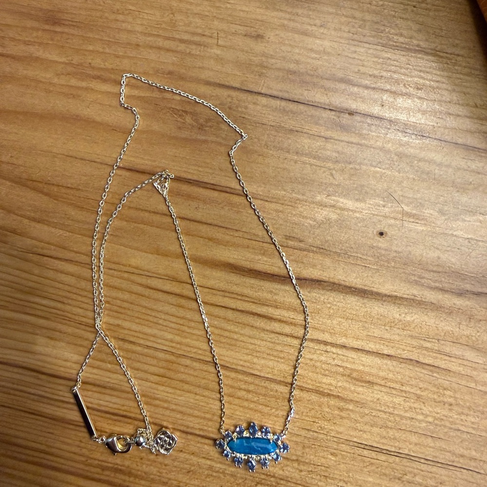 Kendra Scott Gold Necklace with Deep Blue Stone - Picture 3 of 3